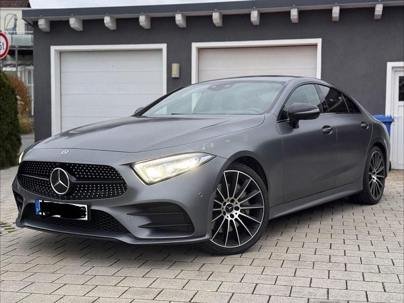 Grau Gebraucht 2018 Mercedes CLS350 AMG line Coupé | 44.500 € (Fairer Preis) - Bild 1/4