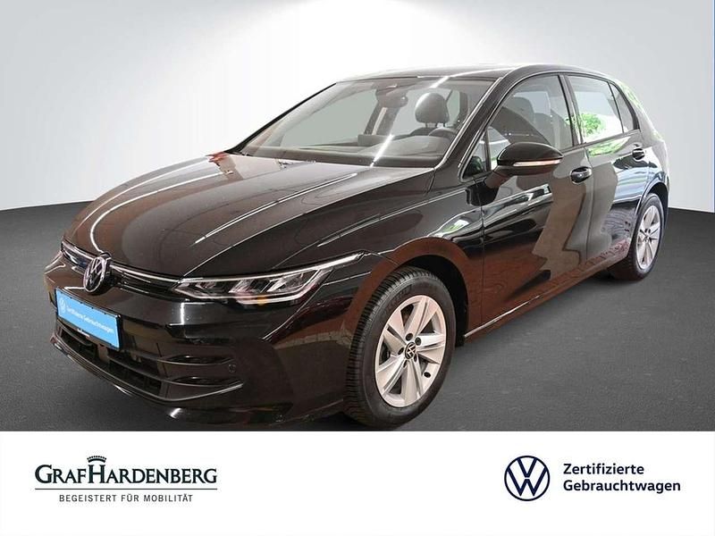 Schwarz Gebraucht 2024 VW Golf VIII Life Limousine | 24.980 € (Fairer Preis) - Bild 1/4