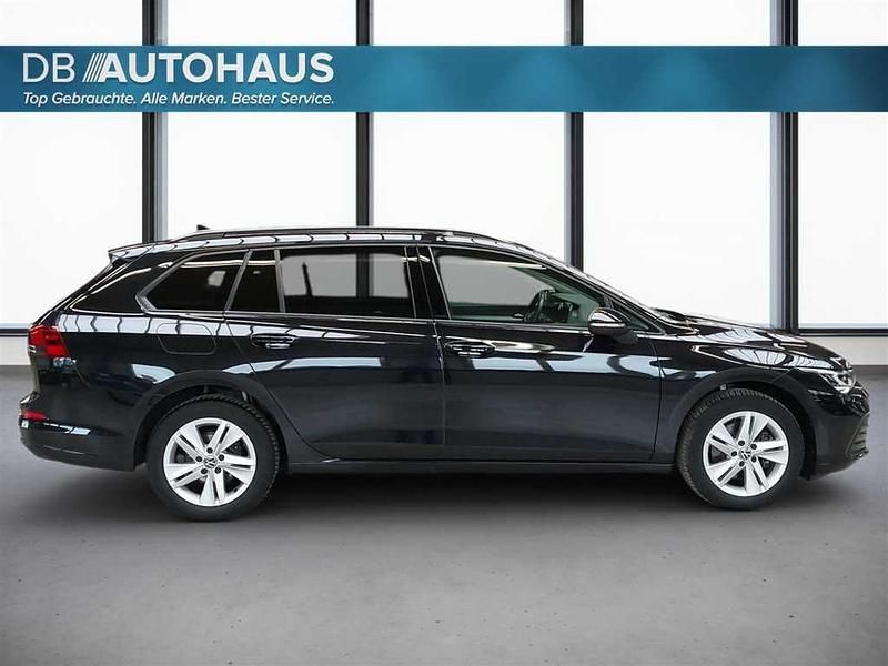 Gebraucht VW Golf VIII Life 116 PS (85 kW) 2022 Schwarz Kombi