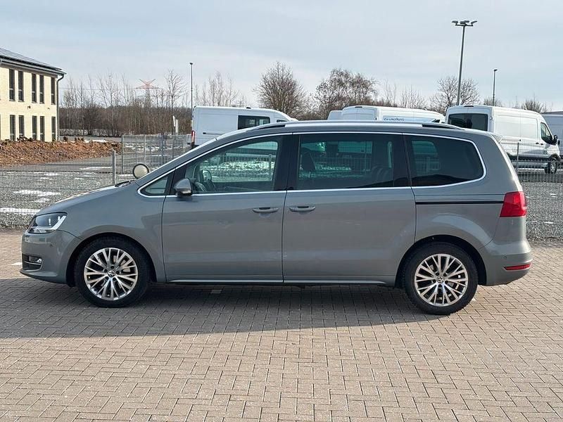 Gebraucht VW Sharan Highline 140 PS (102 kW) 2010 Grau Van / Kleinbus
