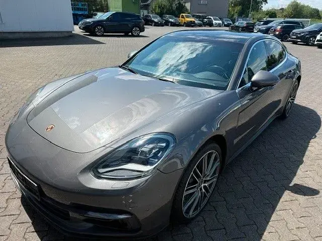 Gebraucht Porsche Panamera 4S 421 PS (309 kW) 2017 Grau Kleinwagen