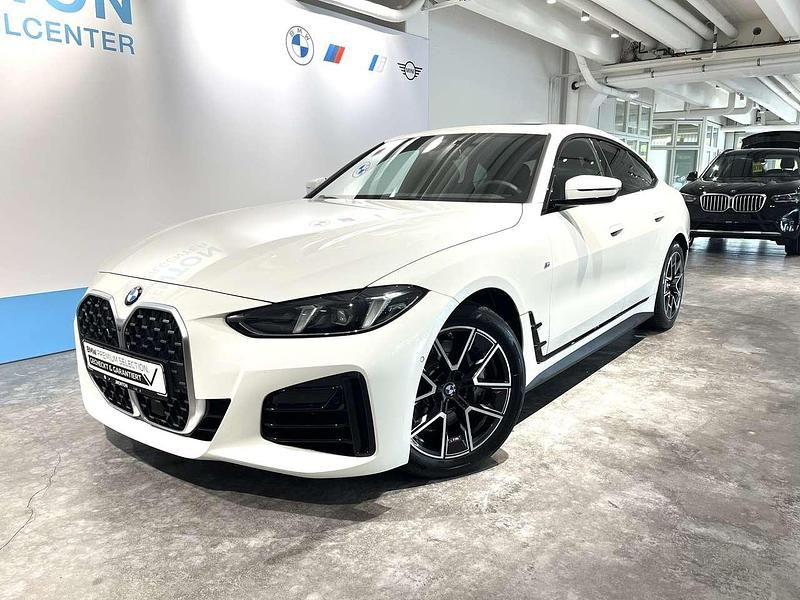 Weiß Gebraucht 2025 BMW 430 M Sport Coupé | 62.390 € - Bild 1/3