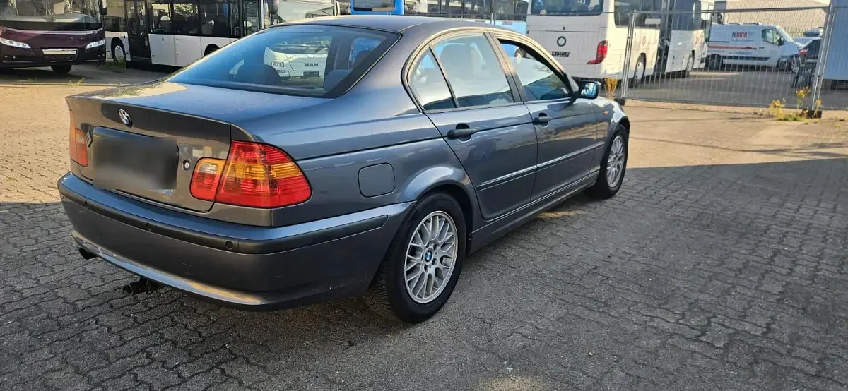 Gebraucht BMW 316 115 PS (84 kW) 2002 Grau Limousine