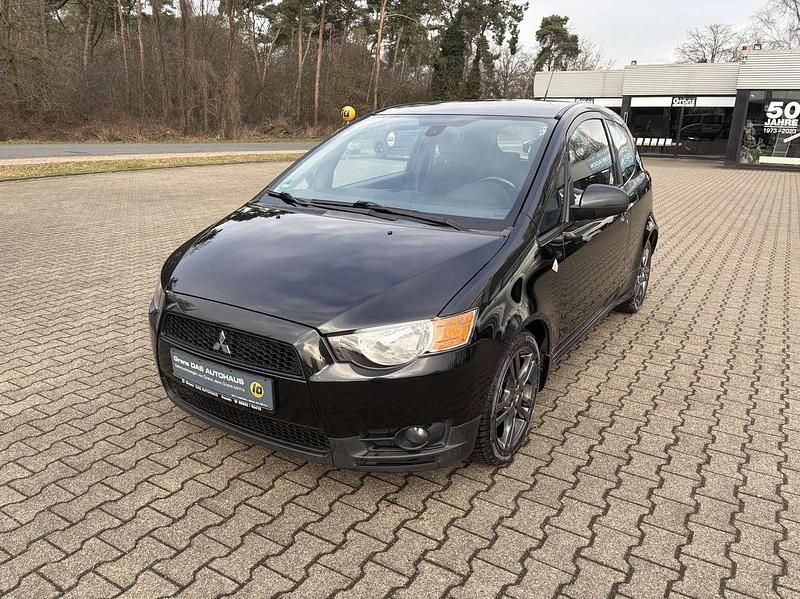 Gebraucht Mitsubishi Colt Motion 95 PS (69 kW) 2010 Astroschwarz (m) Kleinwagen