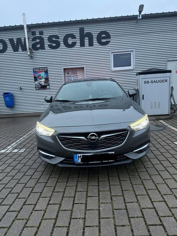 Grau Gebraucht 2019 Opel Insignia Business Limousine | 11.900 € (Guter Preis) - Bild 1/4