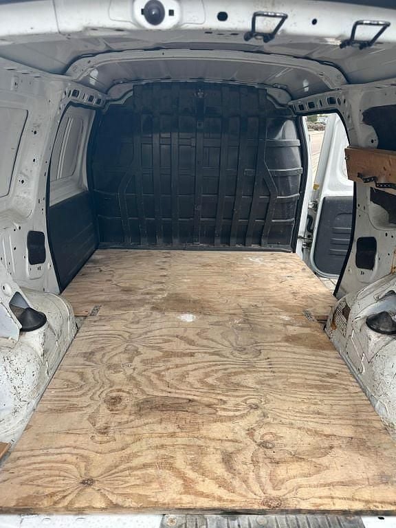 Gebraucht Dacia Logan Pick-Up 83 PS (61 kW) 2011 Weiß Abholung