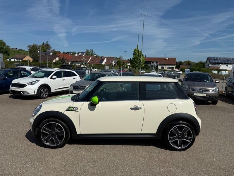 Gebraucht Mini ONE 75 PS (55 kW) 2010 Weiß Kleinwagen