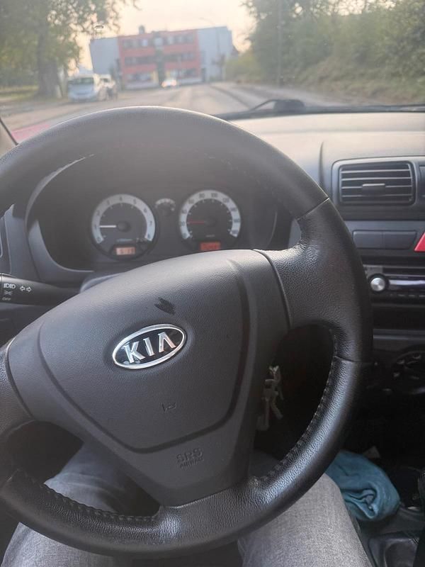 Schwarz Gebraucht 2009 Kia Picanto Kleinwagen | 1.699 € (Fairer Preis) - Bild 1/4