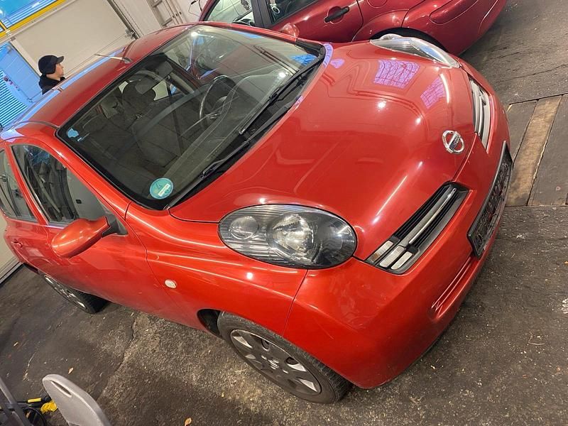 Gebraucht Nissan Micra 65 PS (47 kW) 2005 Rot Kleinwagen