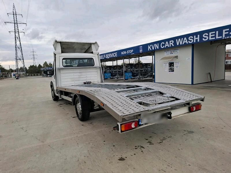 Gebraucht Peugeot Boxer 163 PS (119 kW) 2017 Weiß Van
