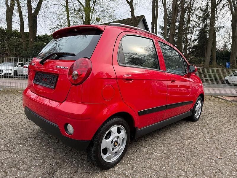 Gebraucht Chevrolet Matiz 52 PS (38 kW) 2009 Rot Kleinwagen
