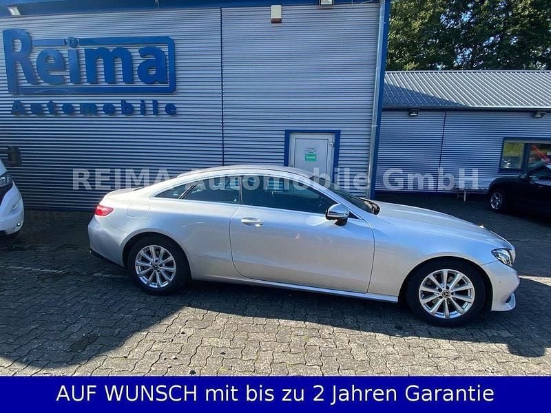 Silber Gebraucht 2017 Mercedes E200 Coupé | 24.990 € (Superpreis) - Bild 1/4