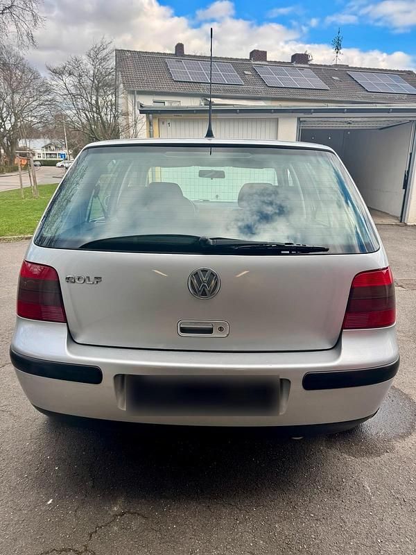 Gebraucht VW Golf IV 75 PS (55 kW) 2002 Silber Limousine