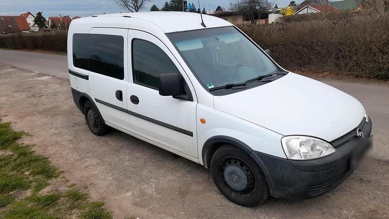 Occasion Opel Combo 75 ch (55 kW) 2001 Blanc Monospace