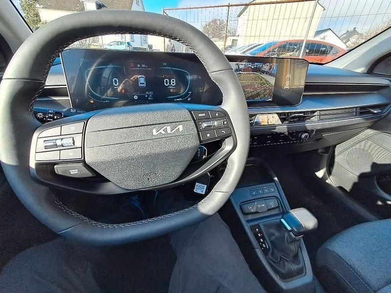 Neu Kia Stonic 101 PS (74 kW) 2026 Grau SUV