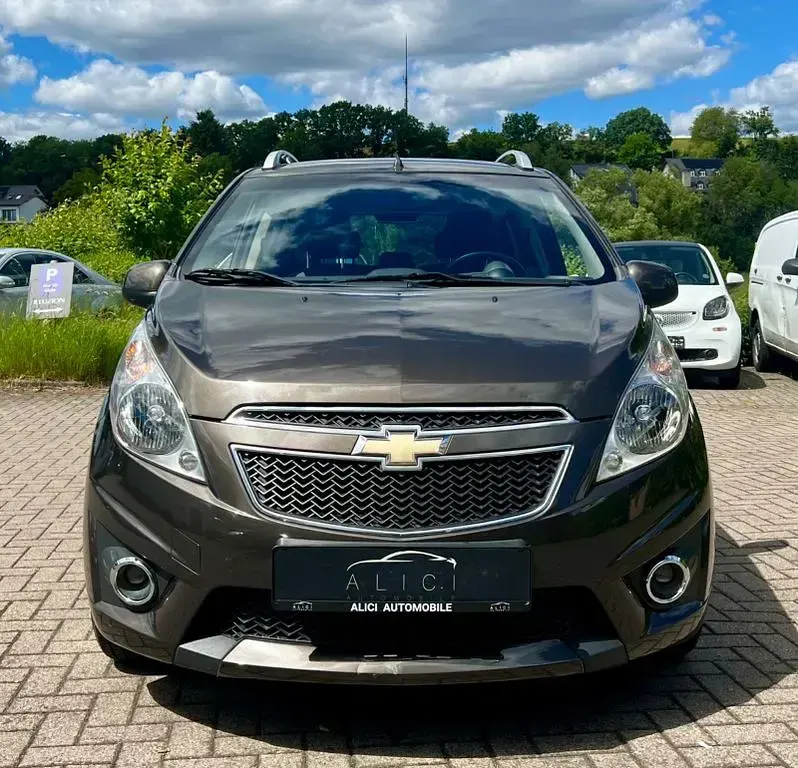 Gebraucht Chevrolet Spark LT 82 PS (60 kW) 2011 Braun Kleinwagen