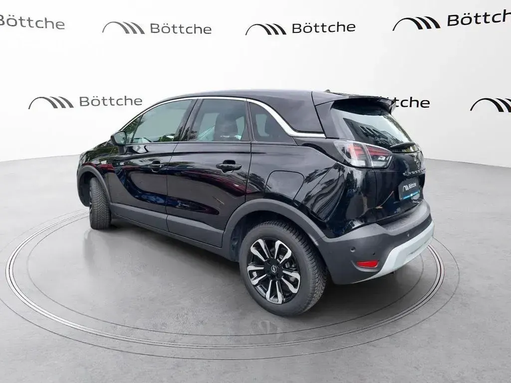 Gebraucht Opel Crossland Elegance 131 PS (96 kW) 2024 Lackierung schwarz perla nera/metallic klarlack SUV