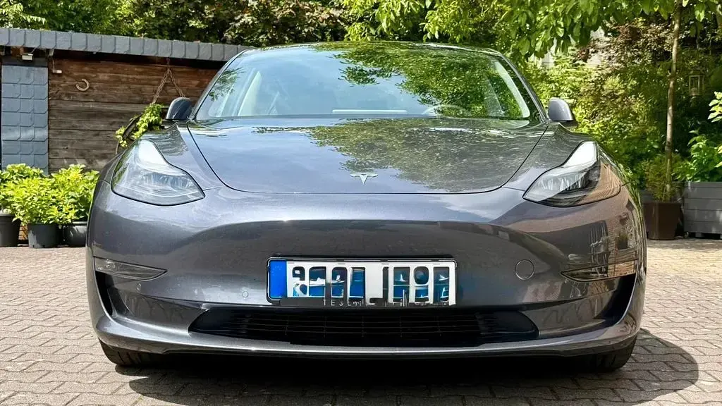 Gebraucht Tesla Model 3 377 kW (513 PS) 2022 Grau Limousine