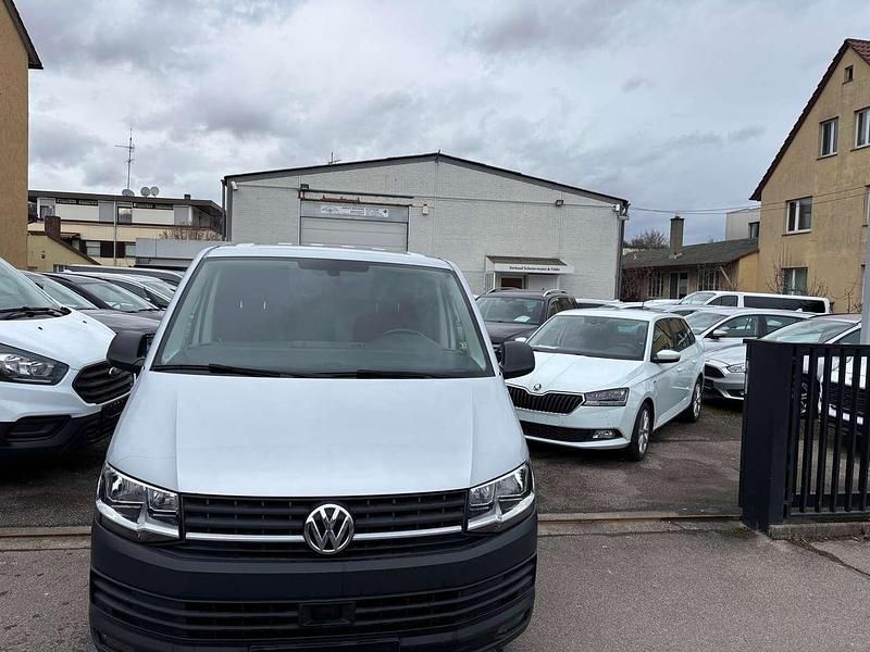 Gebraucht VW Transporter 150 PS (110 kW) 2018 Reflexsilber metallic Van