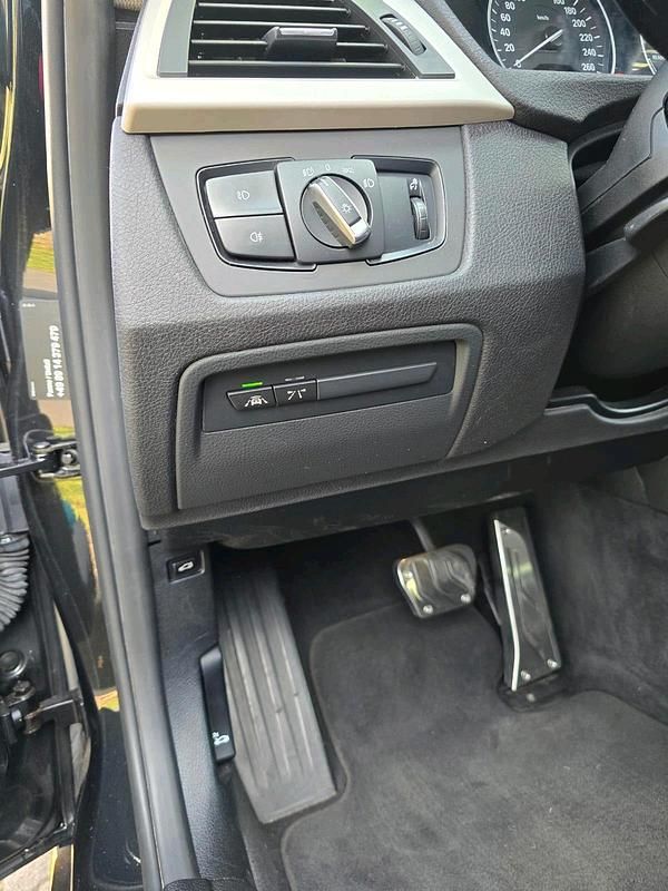 Second-hand BMW 325 224 CP (164 kW) 2016 Negru Break