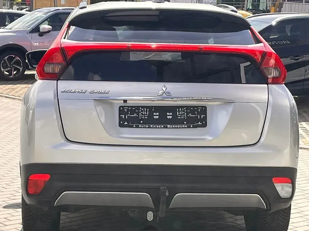 Gebraucht Mitsubishi Eclipse Cross Diamant Edition 163 PS (119 kW) 2020 Silber SUV
