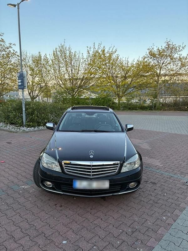 Second-hand Mercedes C320 224 CP (164 kW) 2009 Negru Berlinǎ