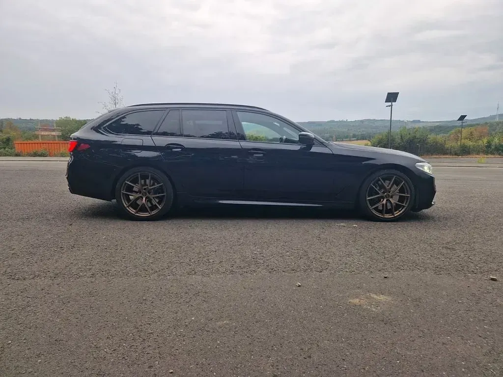 Gebraucht BMW M550 Performance 400 PS (294 kW) 2019 Schwarz Limousine