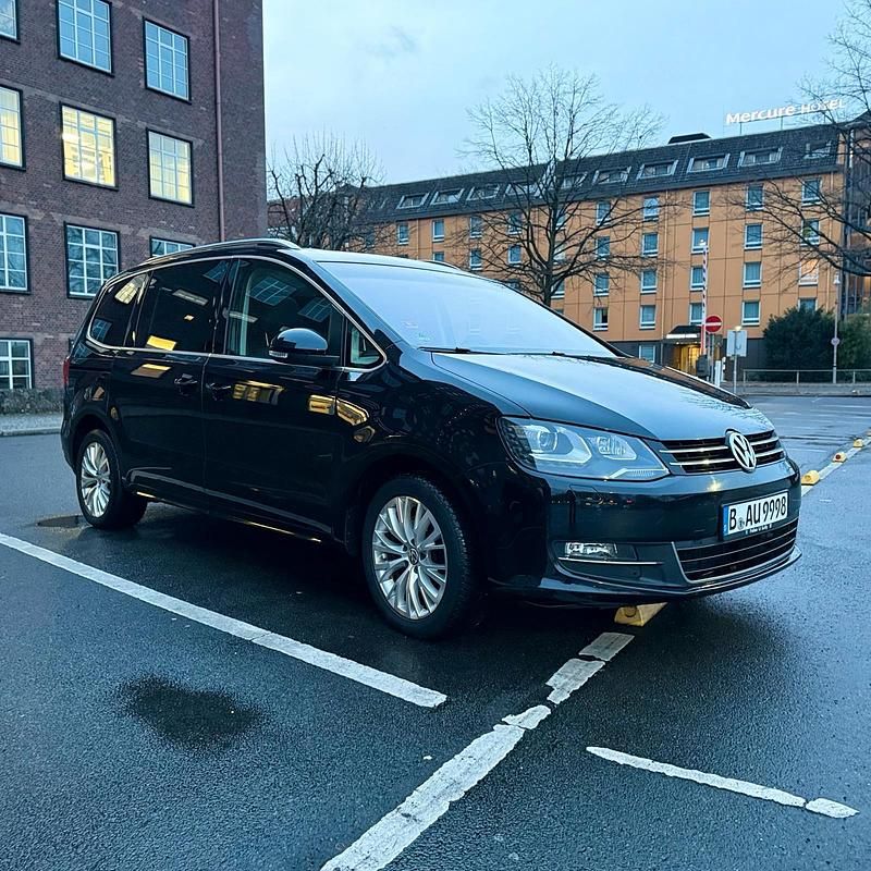 Gebraucht VW Sharan 170 PS (125 kW) 2011 Schwarz Van / Kleinbus
