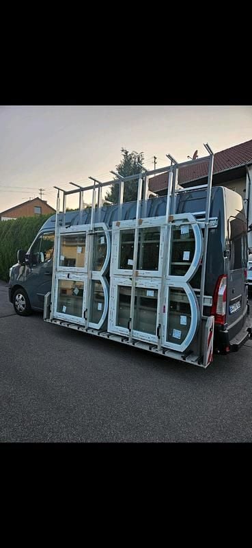 Grau Gebraucht 2024 Renault Master Van / Kleinbus | 46.000 € (Fairer Preis) - Bild 1/4