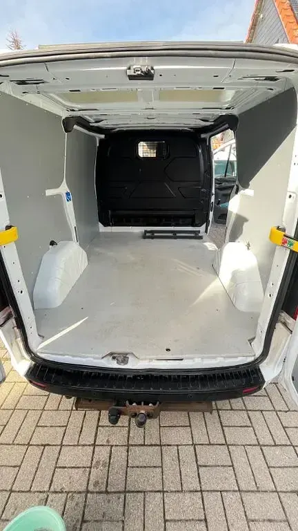 Gebraucht Ford Transit Custom 131 PS (96 kW) 2018 Weiß Van / Kleinbus
