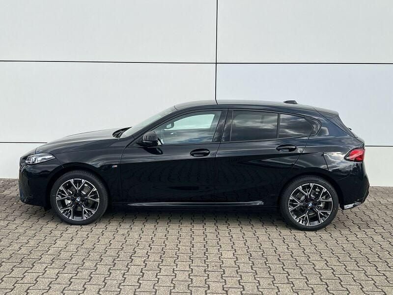 Neu BMW 118 Performance 150 PS (110 kW) 2025 Schwarz Kleinwagen