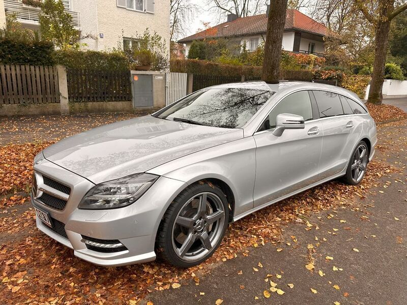 Silber Gebraucht 2015 Mercedes CLS500 Shooting Brake Kombi | 24.900 € - Bild 1/4