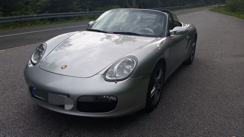 Silber Gebraucht 2005 Porsche Boxster Cabrio | 18.200 € (Fairer Preis) - Bild 1/4