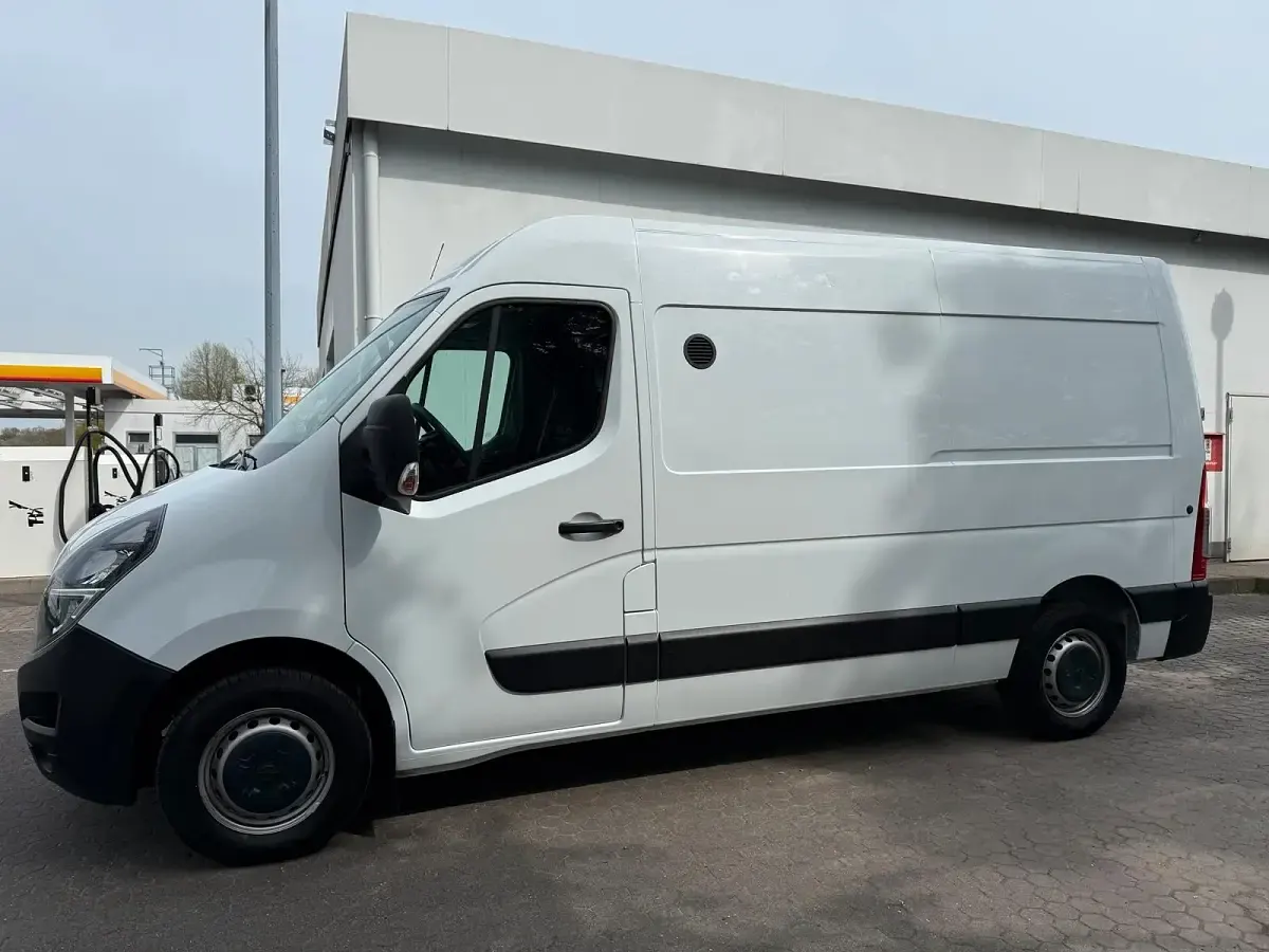 Gebraucht Opel Movano 136 PS (100 kW) 2021 Weiß Van
