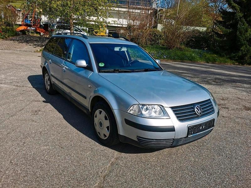 Gebraucht VW Passat 102 PS (75 kW) 2001 Silber Kombi
