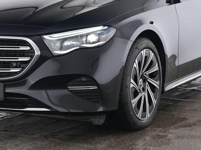 Gebraucht Mercedes E300 Premium 313 PS (230 kW) 2024 Schwarzlack obsidianschwarz (metallic) Limousine