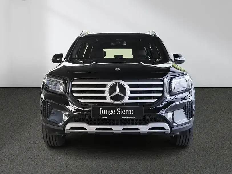 Gebraucht Mercedes GLB200 Premium 163 PS (119 kW) 2025 Schwarz SUV