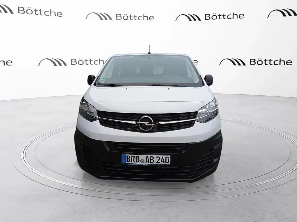 Gebraucht Opel Vivaro-e Combi 120 PS (88 kW) 2022 Casabl/arctic/eisweiss/kaolin Van / Kleinbus