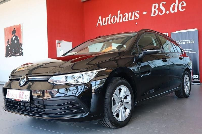 Gebraucht VW Golf VIII Life 150 PS (110 kW) 2024 Schwarz Kombi