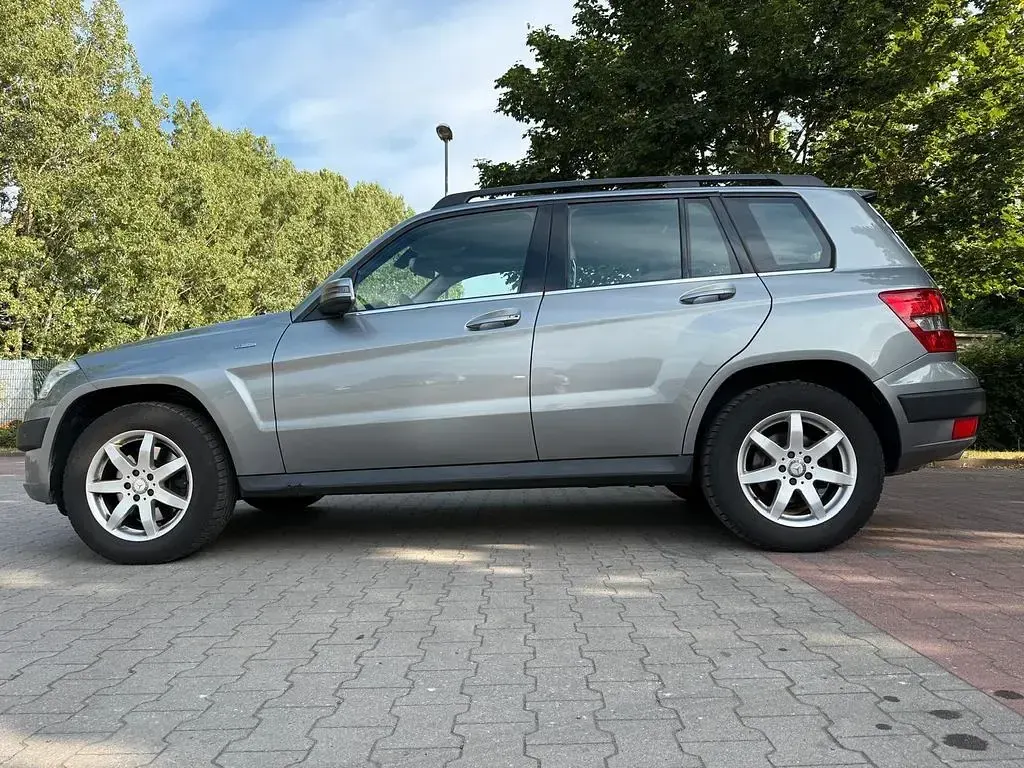 Gebraucht Mercedes GLK250 204 PS (150 kW) 2011 Silber SUV