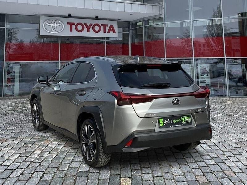 Gebraucht Lexus UX 184 PS (135 kW) 2023 Andere SUV