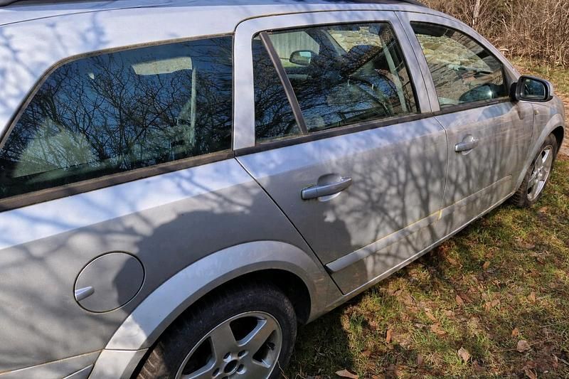 Gebraucht Opel Astra 77 PS (56 kW) 2005 Silber Kombi