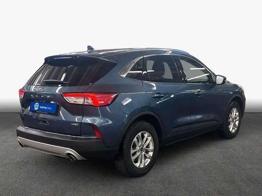 Gebraucht Ford Kuga Titanium 152 PS (111 kW) 2022 Blau SUV