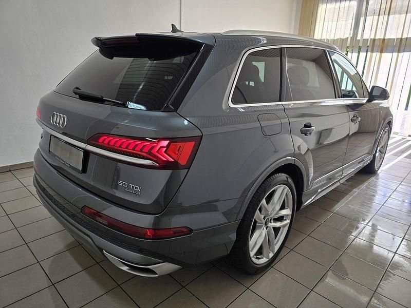 Gebraucht Audi Q7 Ambiente 286 PS (210 kW) 2022 Andere SUV