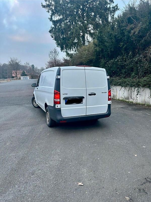Weiß Gebraucht 2014 Mercedes Vito Van | 5.500 € - Bild 1/4
