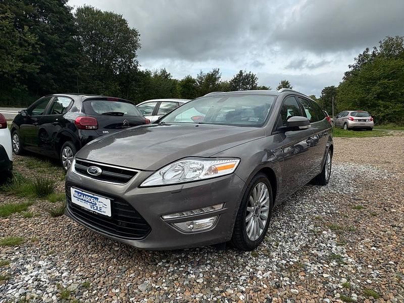 Braun Gebraucht 2014 Ford Mondeo Ambiente Limousine | 4.700 € (Fairer Preis) - Bild 1/4