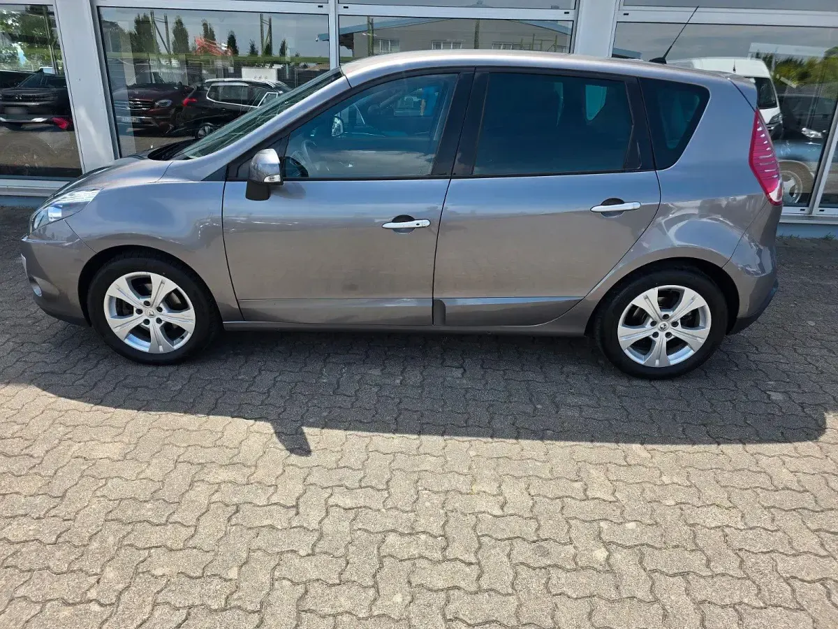 Gebraucht Renault Scénic III 150 PS (110 kW) 2010 Grau Van / Kleinbus