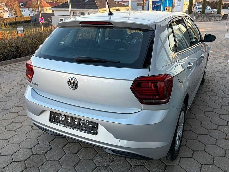 Gebraucht VW Polo Comfortline 95 PS (69 kW) 2020 Silber Kleinwagen