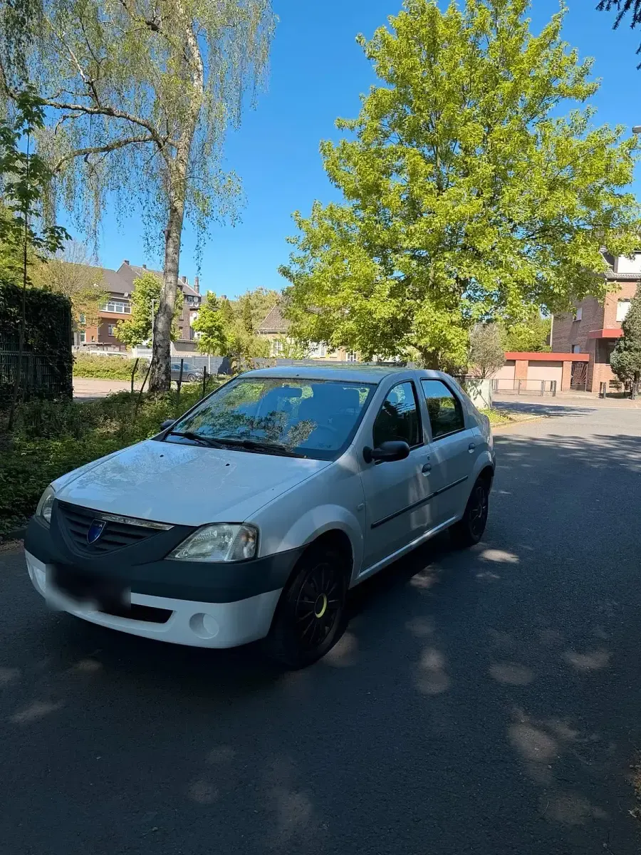 Usata Dacia Logan 75 CV (55 kW) 2006 Bianco Berlina