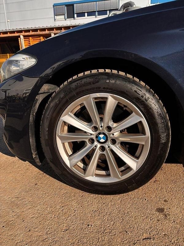 Gebraucht BMW 523 204 PS (150 kW) 2010 Blau Limousine